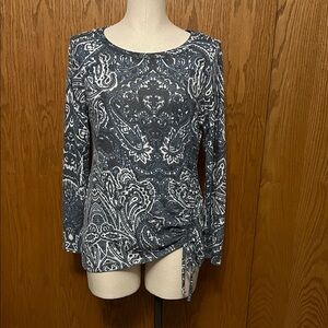 Paisley Long Sleeve Top - Gray / Size: M